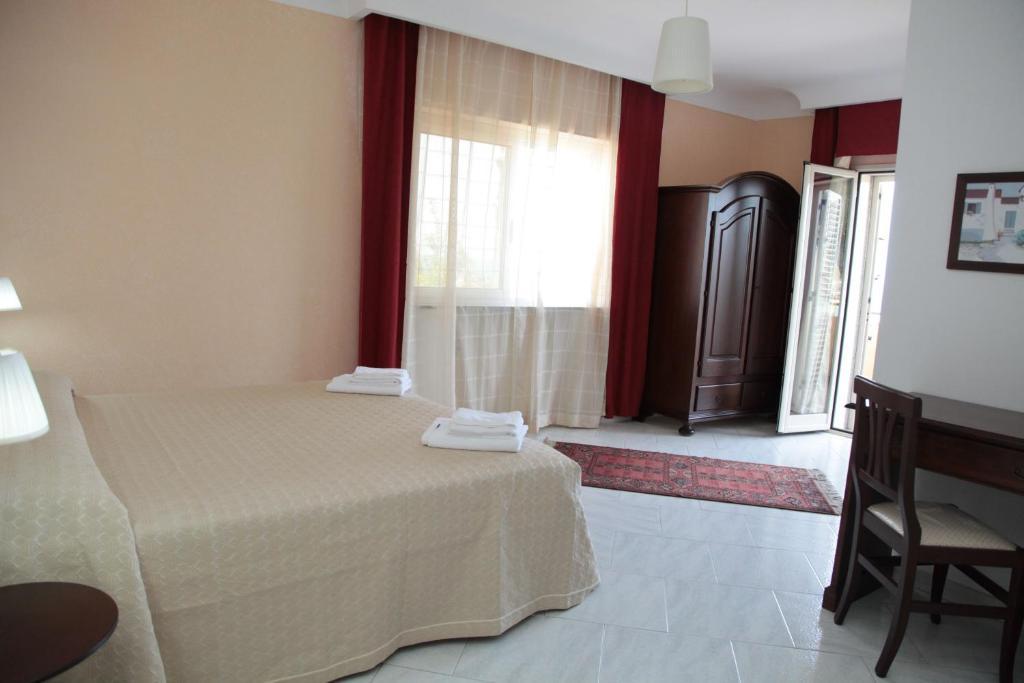 Bed And Breakfast Casagalez Santa Domenica  Ruang foto