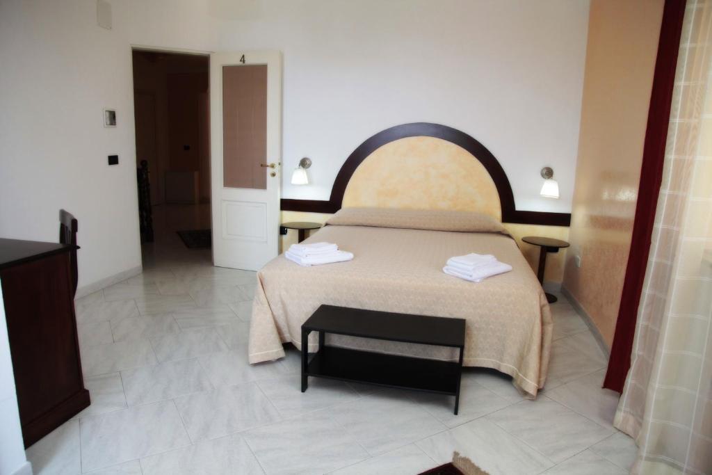 Bed And Breakfast Casagalez Santa Domenica  Ruang foto